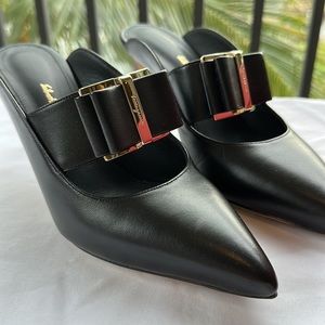 COPY - Salvatore Ferragamo Black Leather Zelda Double Bow Trim w/ Gold Heels Mu…